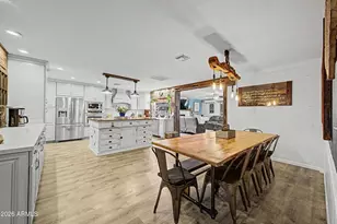 19229 N 14th Dr, Phoenix, AZ 85027 - Photo 8