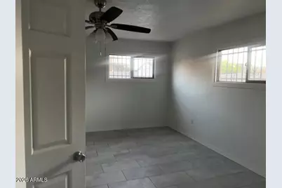3123 W Holly Street, Phoenix, AZ 85009 - Photo 8