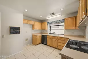 25241 S Hollygreen Dr, Sun Lakes, AZ 85248 - Photo 14