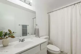 16 W Loma Vista Dr, Tempe, AZ 85282 - Photo 36
