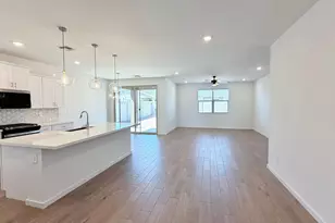 15988 W Desert Spoon Dr, Surprise, AZ 85387 - Photo 10
