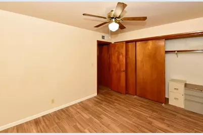 439 E Brown Road, Mesa, AZ 85203 - Photo 16