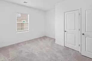 9637 W Agora Ln, Tolleson, AZ 85353 - Photo 10