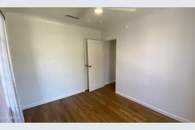 1136 E Almeria Road, Phoenix, AZ 85006 - Photo 4