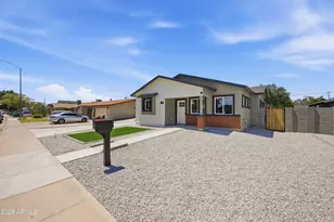 460 S Pioneer, Mesa, AZ 85204 - Photo 2