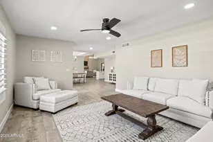 4345 E Carol Ann Ln, Phoenix, AZ 85032 - Photo 6
