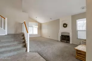 315 E Glenhaven Dr, Phoenix, AZ 85048 - Photo 6