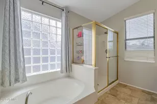 315 E Glenhaven Dr, Phoenix, AZ 85048 - Photo 12