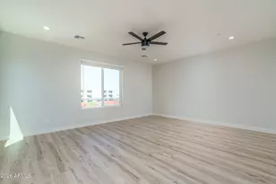 2601 E Clarendon Ave, Phoenix, AZ 85016 - Photo 18