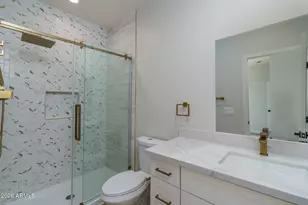 2601 E Clarendon Ave, Phoenix, AZ 85016 - Photo 28