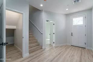 2601 E Clarendon Ave, Phoenix, AZ 85016 - Photo 6