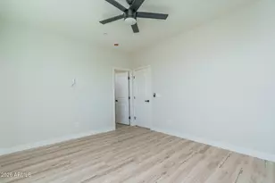 2601 E Clarendon Ave, Phoenix, AZ 85016 - Photo 30
