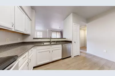 20100 N 78th Place #2019, Scottsdale, AZ 85255 - Photo 14
