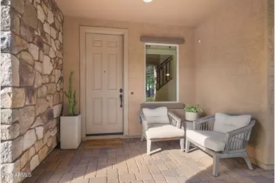 4724 E Parkside Lane, Phoenix, AZ 85050 - Photo 2