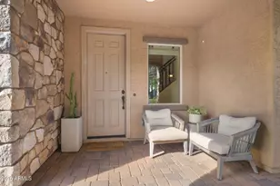 4724 E Parkside Ln, Phoenix, AZ 85050 - Photo 2