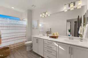 4724 E Parkside Ln, Phoenix, AZ 85050 - Photo 16