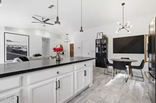 932 N Sailors Way, Gilbert, AZ 85234 - Photo 18
