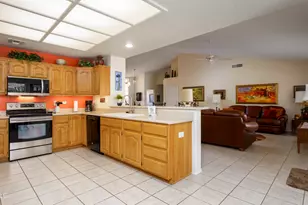 11512 E Laguna Azul Circle E, Mesa, AZ 85209 - Photo 8