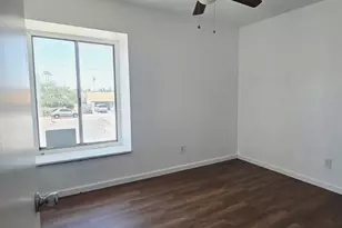 8426 N 34th Dr, Phoenix, AZ 85051 - Photo 6
