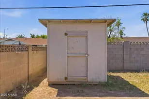8501 E Thomas Rd, Scottsdale, AZ 85251 - Photo 32