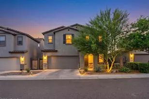 3326 W Donner Dr, Phoenix, AZ 85041 - Photo 1