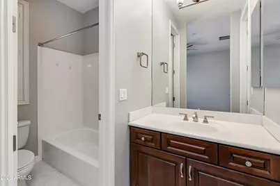 2449 E Montecito Avenue, Phoenix, AZ 85016 - Photo 16