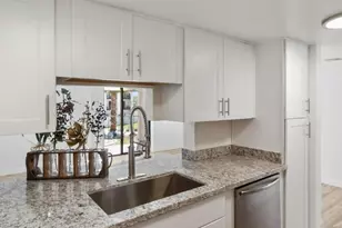 3033 E Devonshire Ave, Phoenix, AZ 85016 - Photo 2