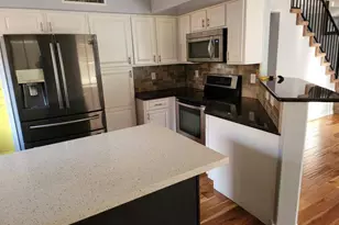 2728 S Sawyer Cir, Mesa, AZ 85209 - Photo 4