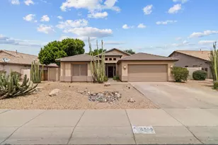 8368 W Paradise Dr, Peoria, AZ 85345 - Photo 4