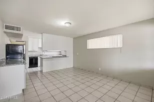 12449 N 29th Dr, Phoenix, AZ 85029 - Photo 10