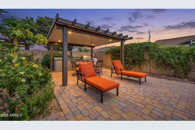 7247 E Posada Avenue, Mesa, AZ 85212 - Photo 2