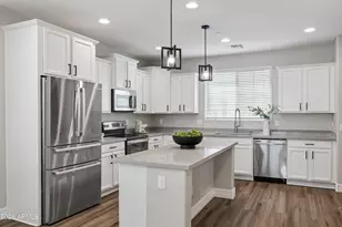 1722 E Dogwood Ln, Gilbert, AZ 85295 - Photo 1