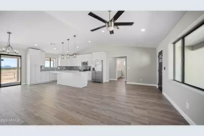36211 W Globe Avenue, Tonopah, AZ 85354 - Photo 10