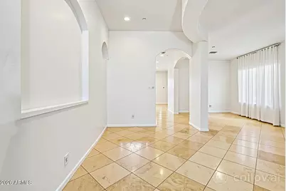 3969 E Navigator Lane, Phoenix, AZ 85050 - Photo 2