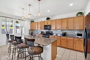 18533 W Mescal St, Surprise, AZ 85388 - Photo 12