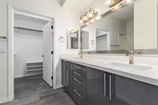7887 N 16th St, Phoenix, AZ 85020 - Photo 18