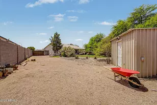 8010 E Fox St, Mesa, AZ 85207 - Photo 28
