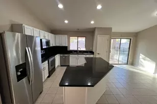 13709 W Cottonwood St, Surprise, AZ 85374 - Photo 8