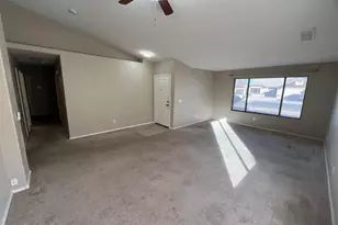 13709 W Cottonwood St, Surprise, AZ 85374 - Photo 6