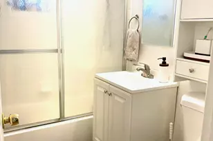 8211 N 8th Pl N, Phoenix, AZ 85020 - Photo 16
