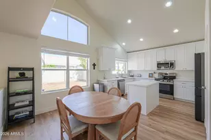 4266 E Millbrae Ln, Gilbert, AZ 85234 - Photo 12