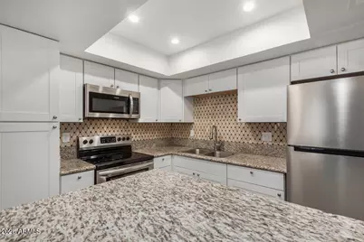 18202 N Cave Creek Road #209, Phoenix, AZ 85032 - Photo 1