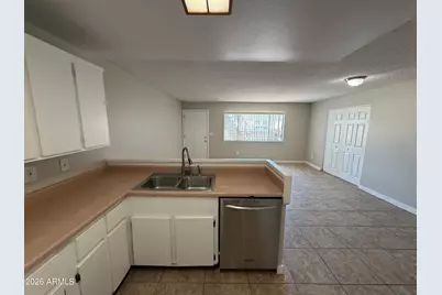 3302 W Northern #2, Phoenix, AZ 85051 - Photo 8