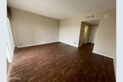 4750 N Central Avenue #4S, Phoenix, AZ 85012 - Photo 2
