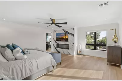910 E Kaler Drive, Phoenix, AZ 85020 - Photo 24