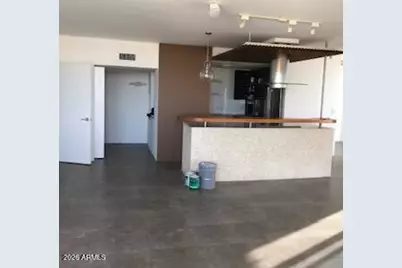 207 W Clarendon Avenue #C14, Phoenix, AZ 85013 - Photo 10