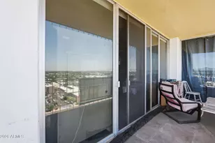 207 W Clarendon Ave, Phoenix, AZ 85013 - Photo 24