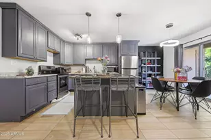 5525 E Thomas Rd, Phoenix, AZ 85018 - Photo 2