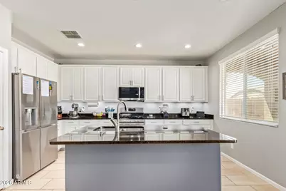 19604 W Jefferson Street, Buckeye, AZ 85326 - Photo 8