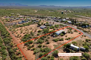 406 W Purdy Ln, Bisbee, AZ 85603 - Photo 2